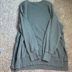 Aerie Desert Sweatshirt in forest green